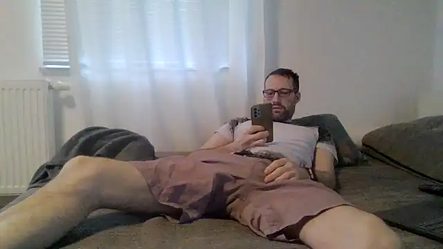 XLBarehengst online show from February 2026 03:45:01 PM