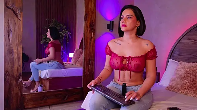 renata black  online show from May 2026 10:32:02 AM