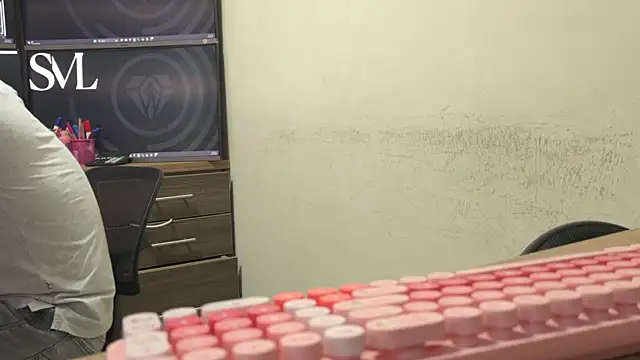 Snapshot of danisml134 chatting on November 2025 01:15:01 AM danisml134 online show from November 2025 01:15:01 AM