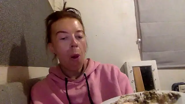Bellababexox online show from May 2026 01:33:01 AM