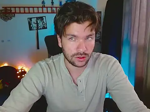 Snapshot of cortelioni_massimo_ chatting on September 2025 10:26:01 PM cortelioni massimo online show from September 2025 10:26:01 PM