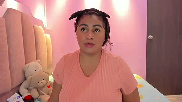 AndreaSweet2 online show from December 2025 08:03:01 PM