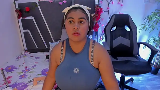 AndreaSweet2 online show from December 2025 08:16:02 PM