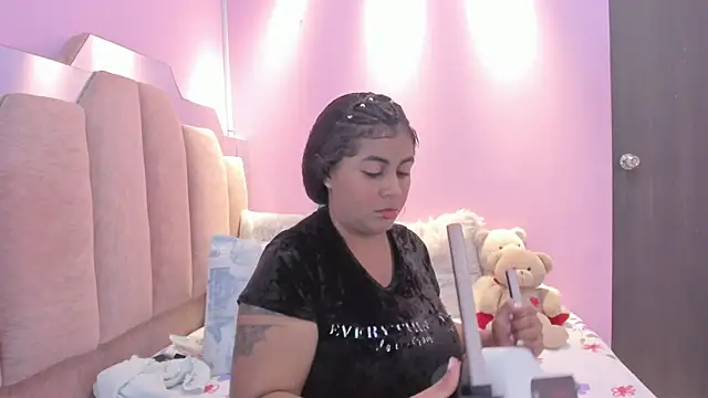 AndreaSweet2 online show from December 2025 08:14:02 PM