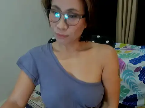 sweetkaley online show from June 2026 09:53:02 PM