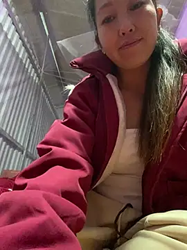 Huong-Ly online show from February 2026 02:21:02 AM