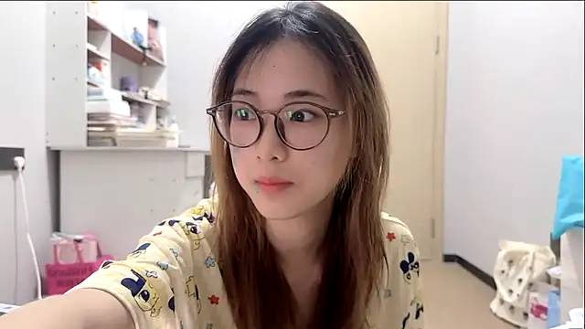 Snapshot of Ann-cookie chatting on July 2026 04:13:01 PM Ann-cookie online show from July 2026 04:13:01 PM