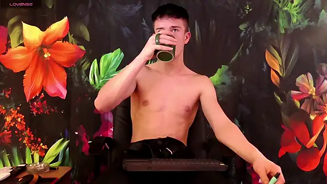 Snapshot of SirReed chatting on November 2025 04:01:02 AM SirReed online show from November 2025 04:01:02 AM