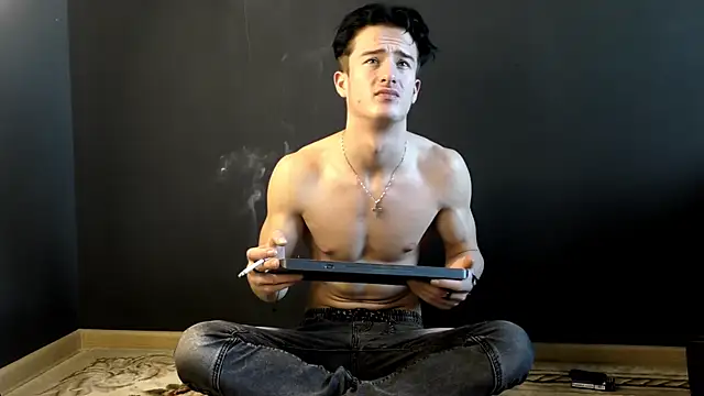 Snapshot of SirReed chatting on January 2026 09:57:01 AM SirReed online show from January 2026 09:57:01 AM