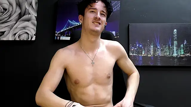 Snapshot of SirReed chatting on February 2026 07:56:01 AM SirReed online show from February 2026 07:56:01 AM