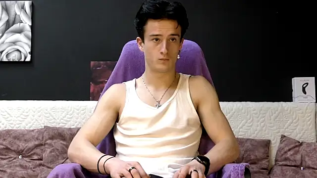 Snapshot of SirReed chatting on February 2026 05:55:02 PM SirReed online show from February 2026 05:55:02 PM