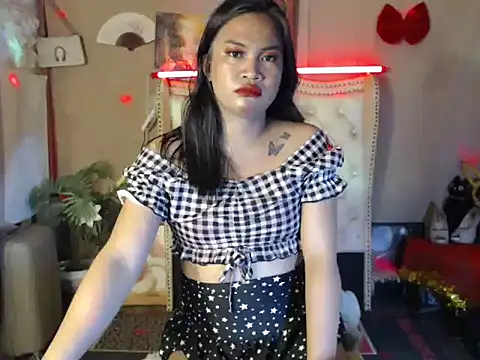 Snapshot of miss_laila_ chatting on September 2025 11:01:01 AM miss laila online show from September 2025 11:01:01 AM