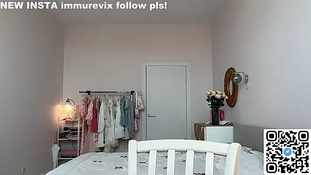 Snapshot of barbaraloveu chatting on April 2026 12:44:02 PM barbaraloveu online show from April 2026 12:44:02 PM