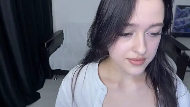 Sunshine J online show from October 2025 04:36:02 PM