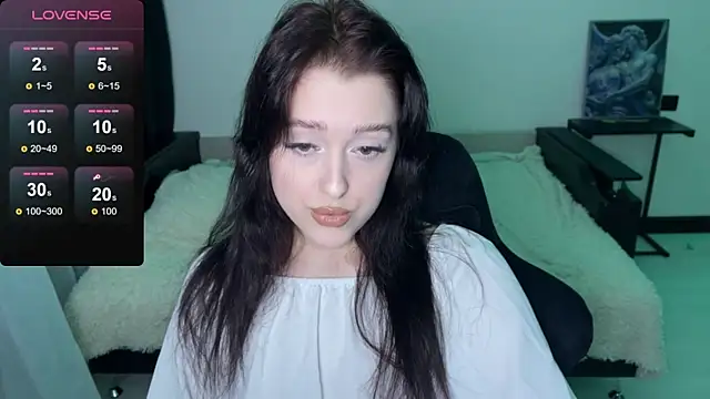 Snapshot of Sunshine_J chatting on December 2025 05:42:02 PM Sunshine J online show from December 2025 05:42:02 PM