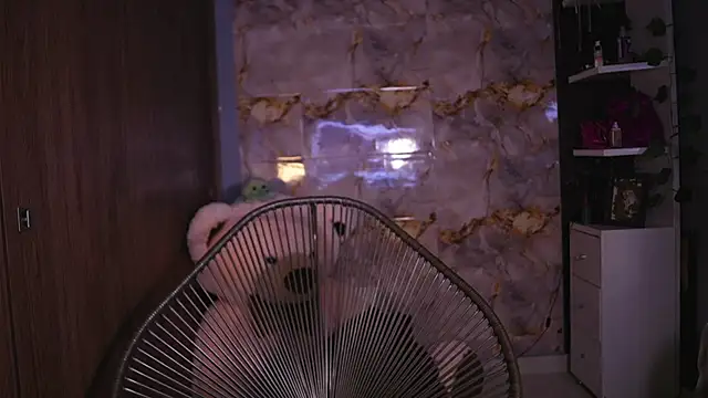 hannachris- online show from January 2026 11:07:01 PM