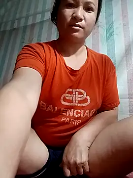 Love-Mama33 online show from December 2025 08:16:02 PM