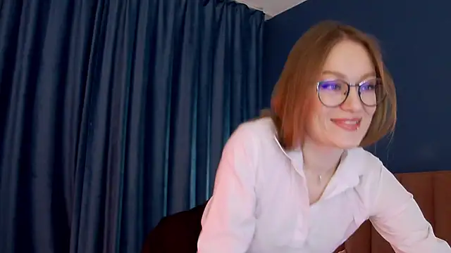 EvelynPoole online show from March 2026 01:44:01 AM