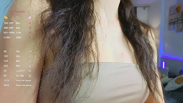 Snapshot of MimiLolll chatting on February 2026 08:31:02 PM MimiLolll online show from February 2026 08:31:02 PM