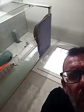 gigolobcn online show from March 2026 02:21:02 PM