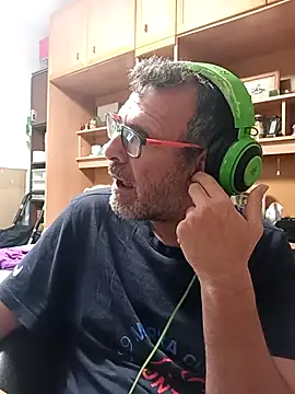 gigolobcn online show from May 2026 05:12:01 AM