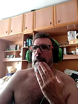 gigolobcn online show from May 2026 09:24:01 AM