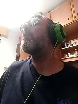 gigolobcn online show from May 2026 11:20:01 PM
