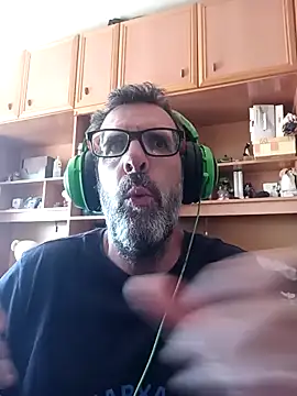 gigolobcn online show from May 2026 01:05:02 PM