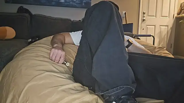 Snapshot of LeeCox chatting on December 2024 06:32:02 AM LeeCox online show from December 2024 06:32:02 AM