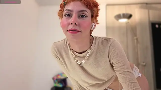 colette e online show from October 2025 03:50:02 AM