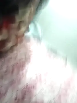 Snapshot of Aliii1657 chatting on March 2026 12:48:02 AM Aliii1657 online show from March 2026 12:48:02 AM