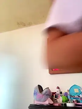 Snapshot of Zara_Bel chatting on September 2025 06:12:02 PM Zara Bel online show from September 2025 06:12:02 PM