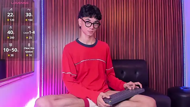 Phillicious   online show from January 2026 11:43:02 PM