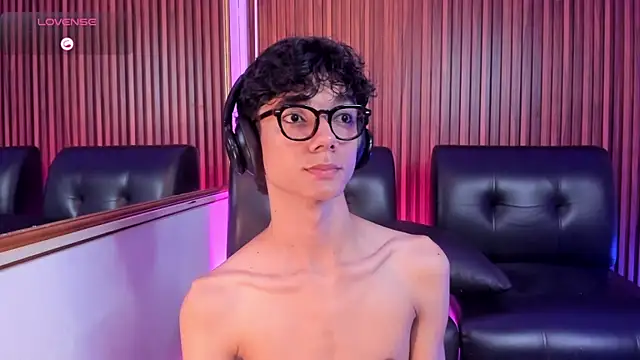 Phillicious   online show from February 2026 08:46:02 PM