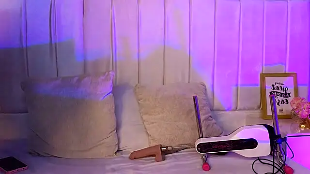 salma falcon online show from September 2025 07:37:02 PM