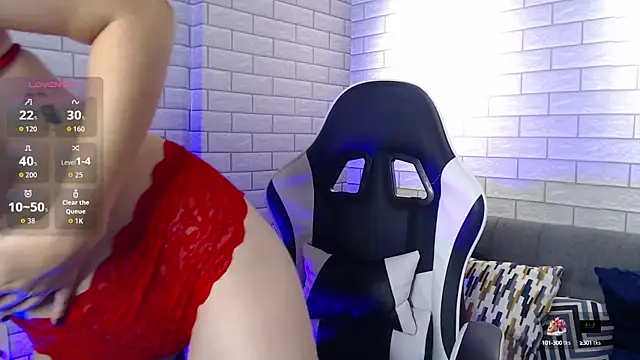 salma falcon online show from October 2025 12:38:01 PM