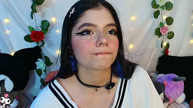 cutee andrea online show from May 2026 01:56:01 AM