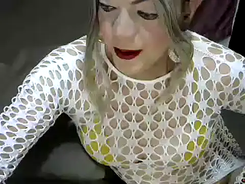 Snapshot of CREAMY_BANANA chatting on September 2025 11:12:02 AM CREAMY BANANA online show from September 2025 11:12:02 AM