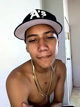 Snapshot of Toy_boy777 chatting on January 2026 03:21:02 AM Toy boy777 online show from January 2026 03:21:02 AM