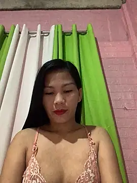 Cleo17 online show from April 2026 02:04:02 PM