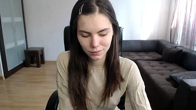 Snapshot of AmelieReve chatting on October 2025 12:15:01 PM AmelieReve online show from October 2025 12:15:01 PM