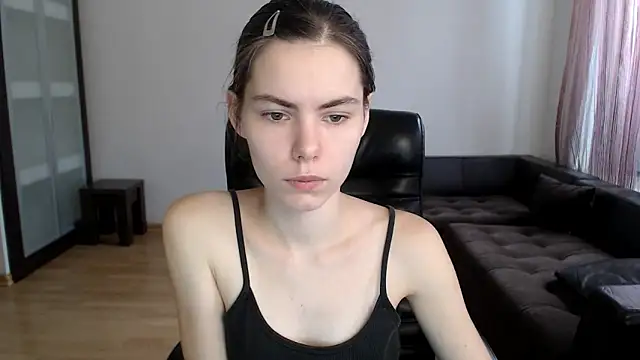 Snapshot of AmelieReve chatting on October 2025 09:41:01 AM AmelieReve online show from October 2025 09:41:01 AM