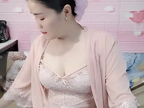 Miu 9117 online show from September 2025 03:56:01 PM