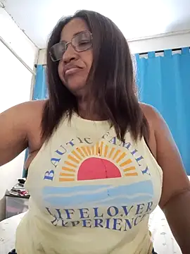 Snapshot of Avannay chatting on January 2026 09:31:01 PM Avannay online show from January 2026 09:31:01 PM