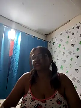 Snapshot of Avannay chatting on February 2026 01:55:02 AM Avannay online show from February 2026 01:55:02 AM