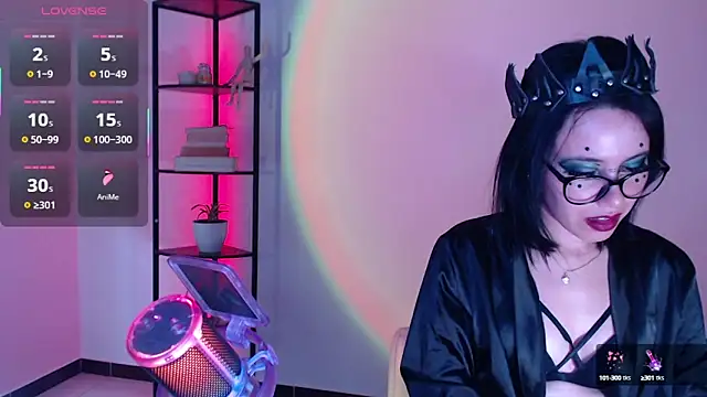 Snapshot of girldom chatting on September 2025 03:34:02 PM girldom online show from September 2025 03:34:02 PM