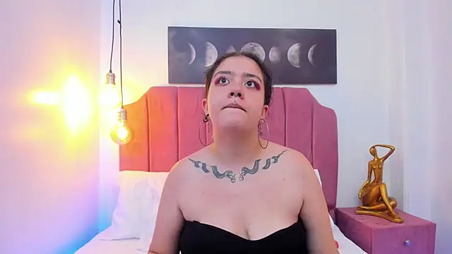 Niaa Stark online show from May 2026 03:26:02 AM