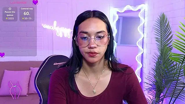 artemiss tay online show from September 2025 07:17:02 PM