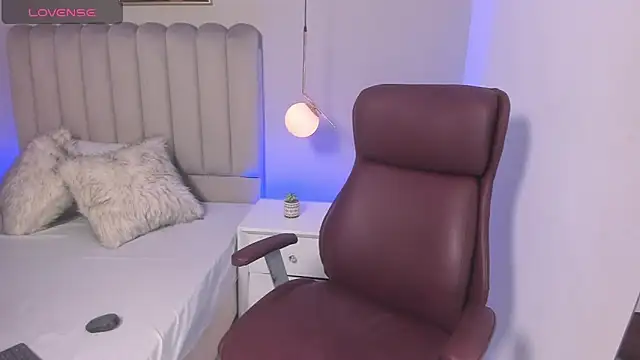 Dani rosse  online show from October 2025 01:28:02 PM