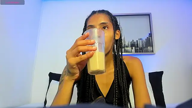 Snapshot of sarah_ashbourne chatting on October 2025 12:07:02 PM sarah ashbourne online show from October 2025 12:07:02 PM